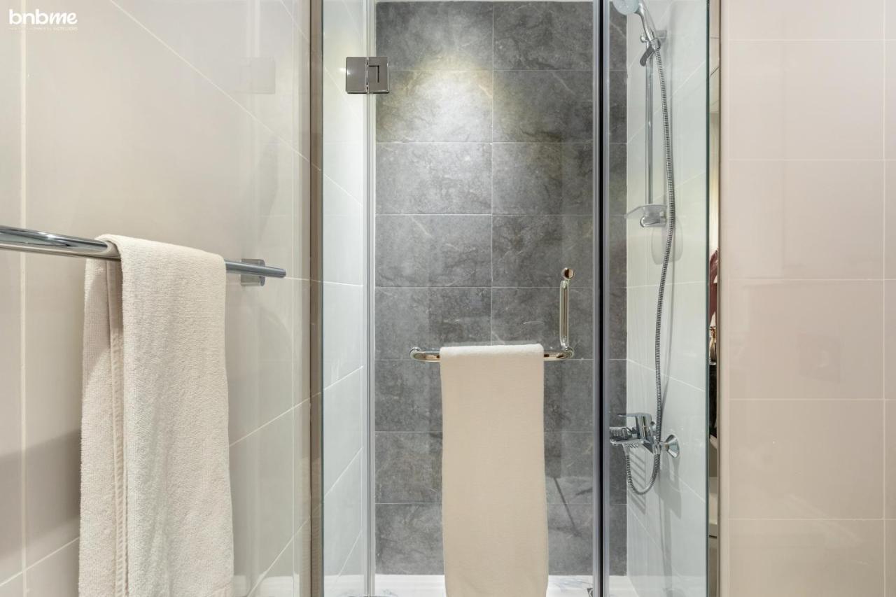 Bnbmehomes - Luxury 2B Apt - Al Habtoor - Amna Tower - 5044 Дубай Экстерьер фото